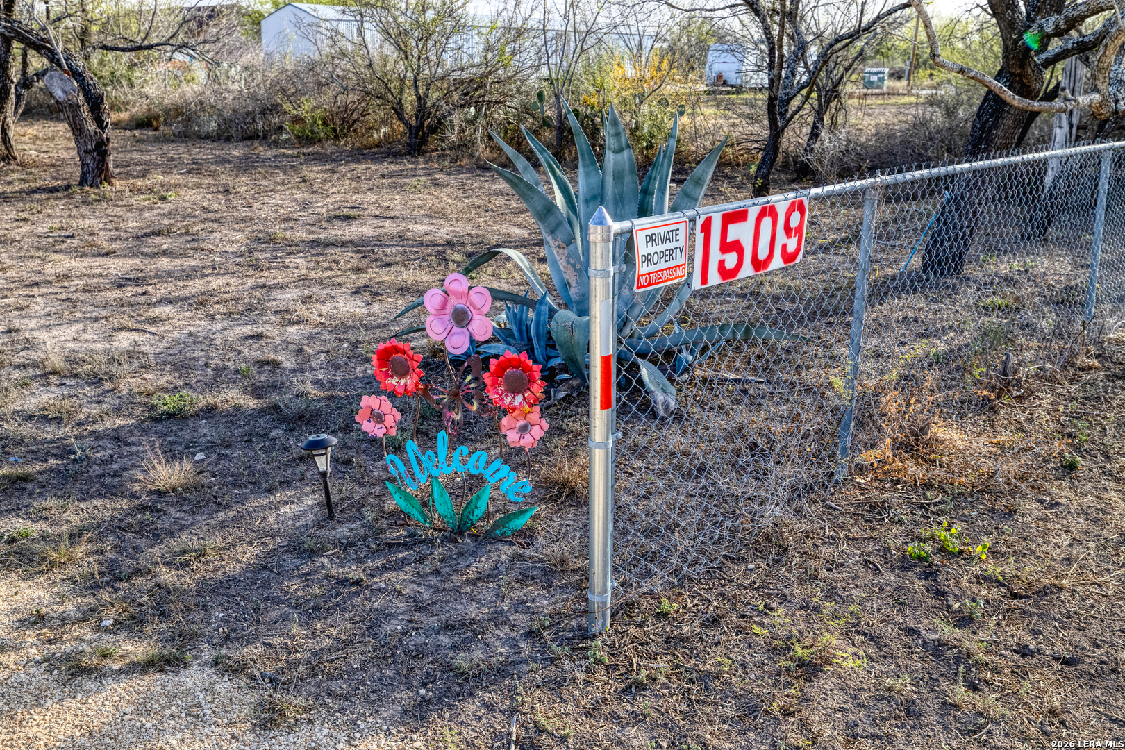 1509 Westward Trail Uvalde TX 78801