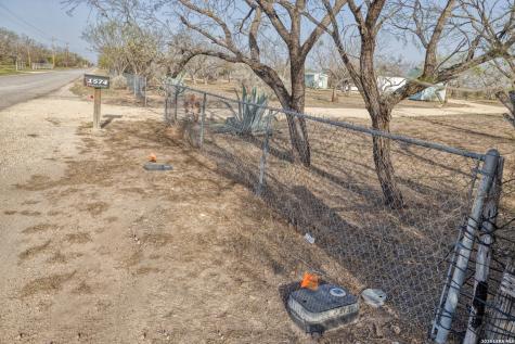 1509 Westward Trail Uvalde TX 78801
