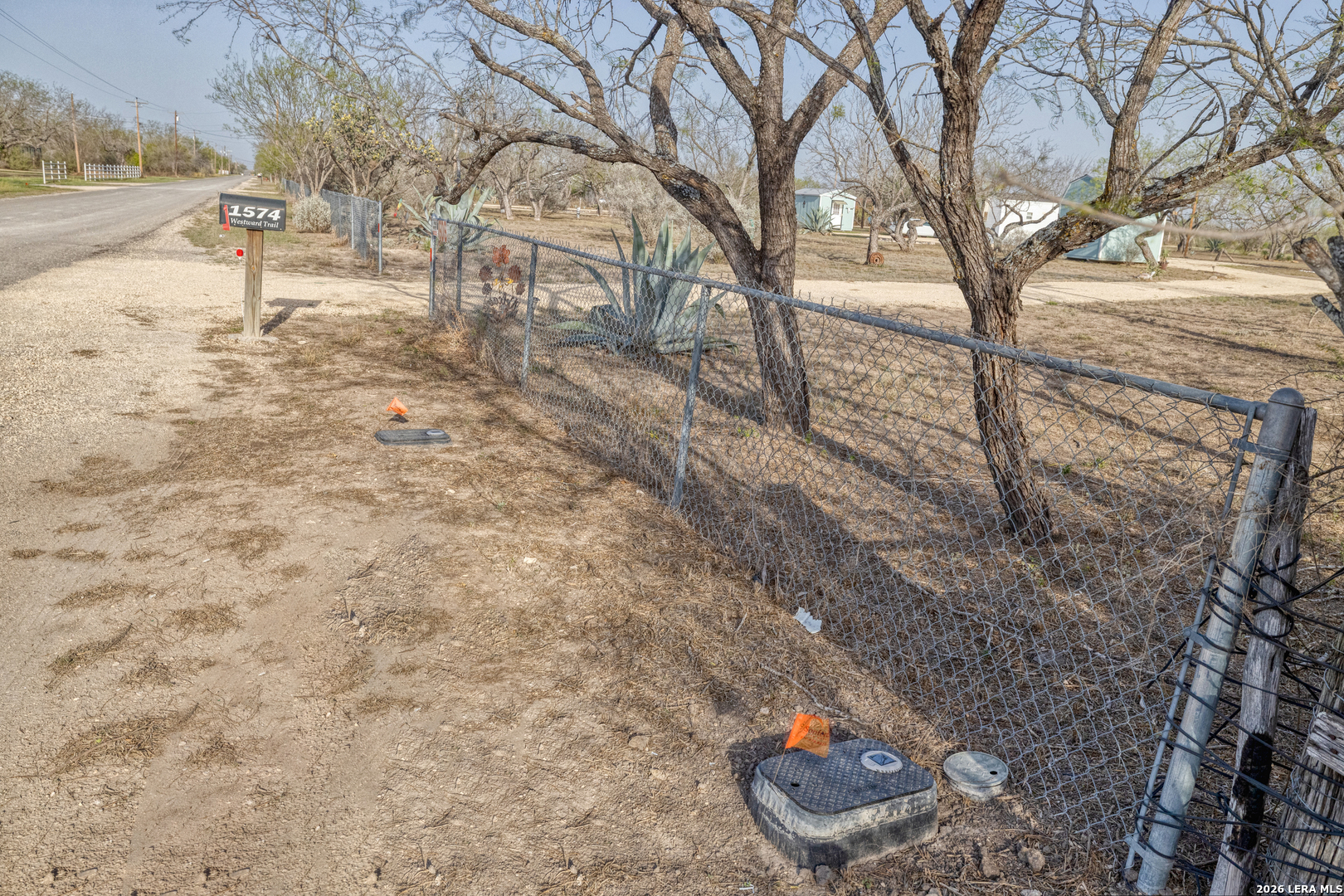 1509 Westward Trail Uvalde TX 78801