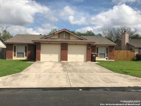 5518 Lochmoor San Antonio TX 78244