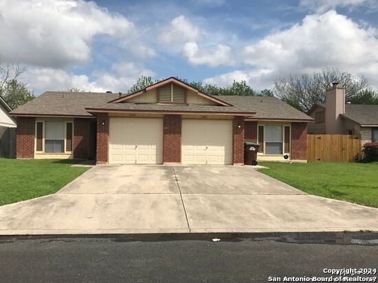 5518 Lochmoor San Antonio TX 78244