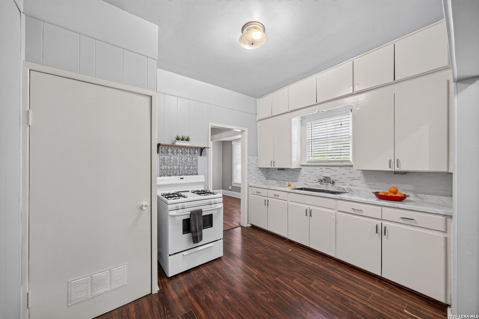 1023 W French Place San Antonio TX 78212