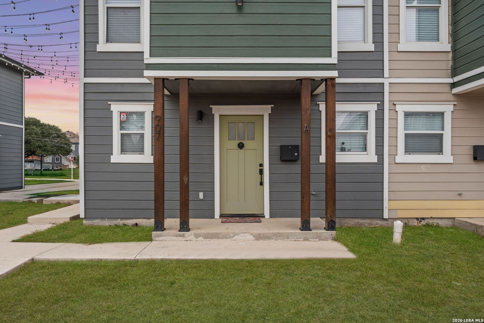903/907 Dawson San Antonio TX 78202