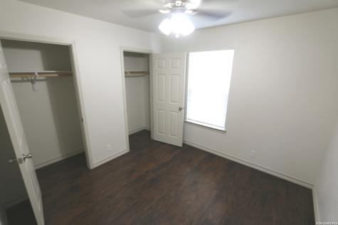 16020 Us Highway 87 Adkins TX 78101