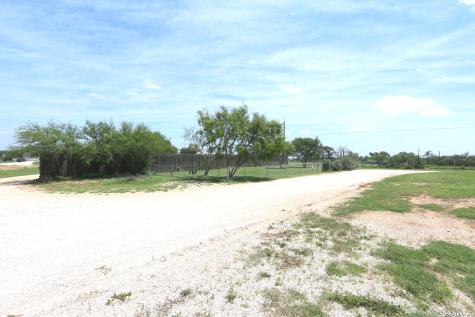 16020 Us Highway 87 Adkins TX 78101