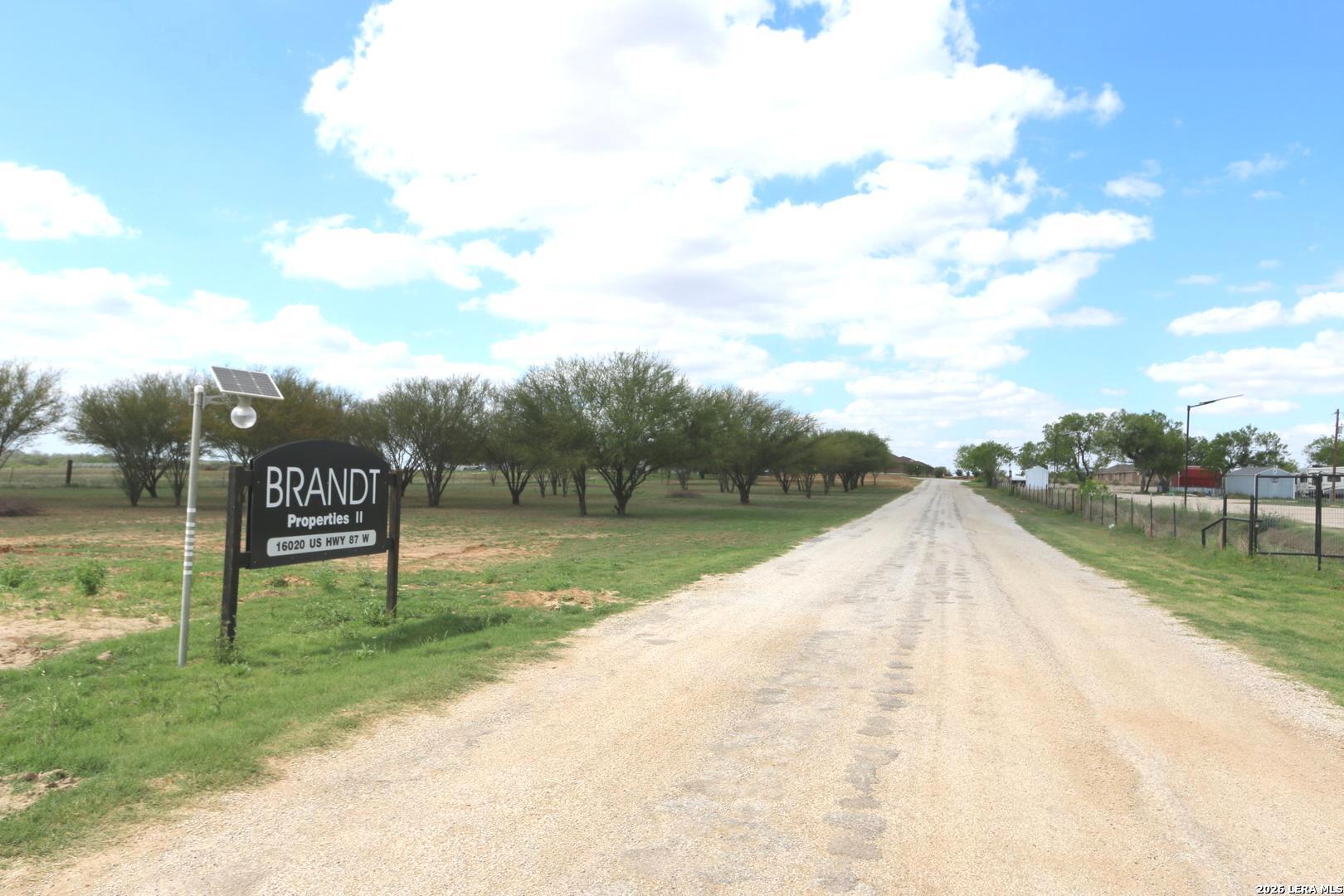 16020 Us Highway 87 Adkins TX 78101