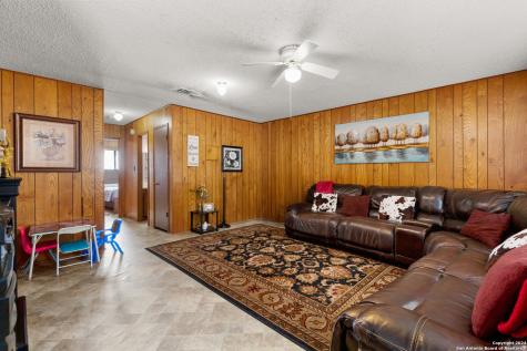 215 Redbud Lane New Braunfels TX 78130