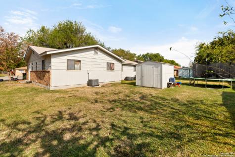 215 Redbud Lane New Braunfels TX 78130