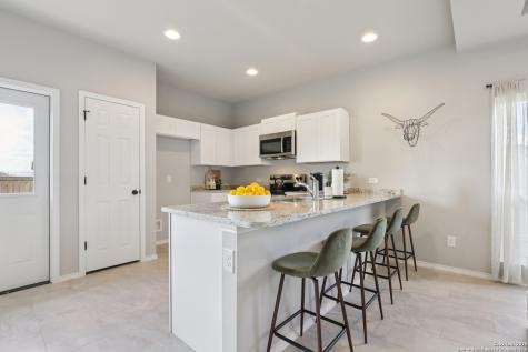 8619 Valentina Way San Antonio TX 78245