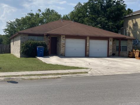 1003/1005 Misty Acres Drive New Braunfels TX 78130