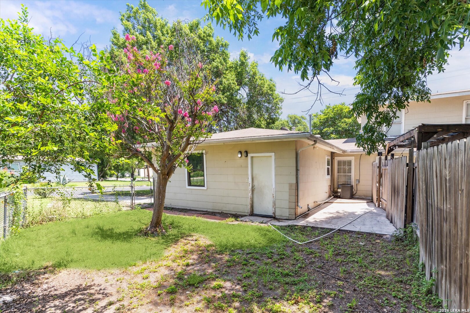 369 Babcock San Antonio TX 78201