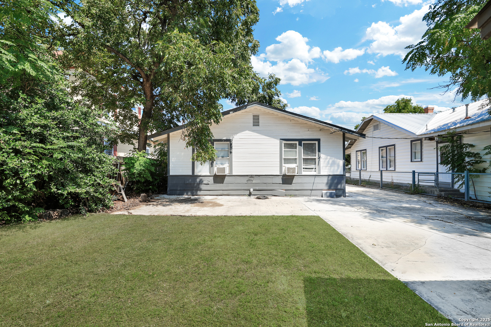 522 E Myrtle San Antonio TX 78212