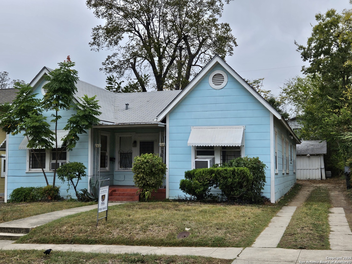 215 W Ridgewood Court San Antonio TX 78212