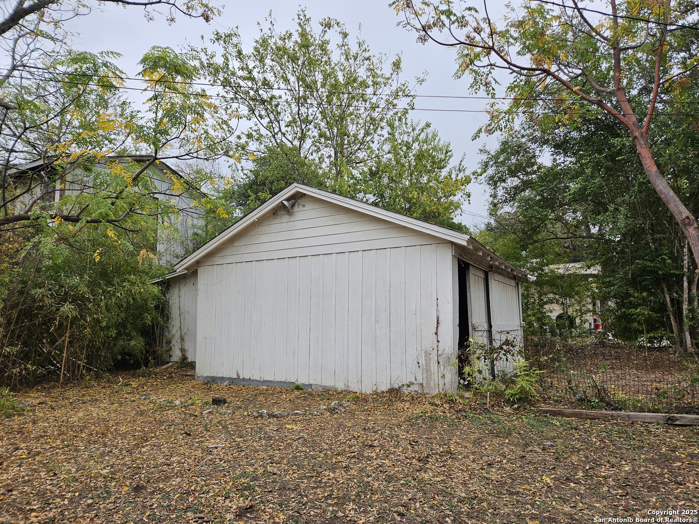 215 W Ridgewood Court San Antonio TX 78212