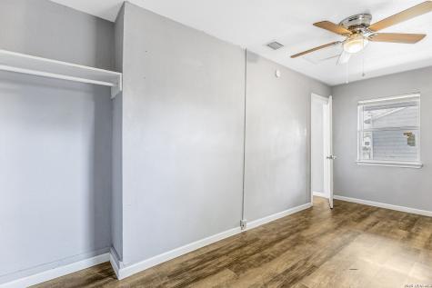 525-527 Mckinley San Antonio TX 78210