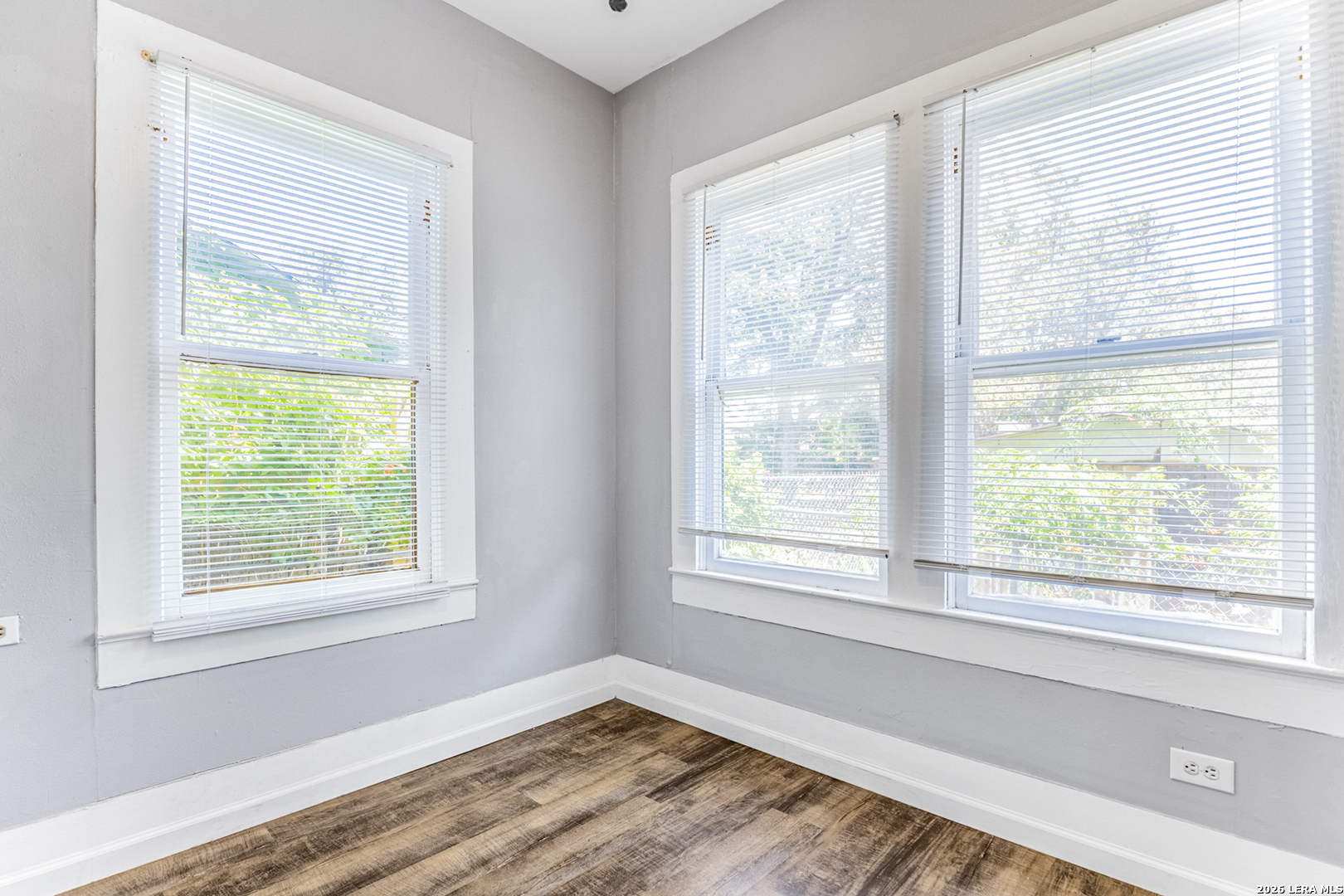 525-527 Mckinley San Antonio TX 78210
