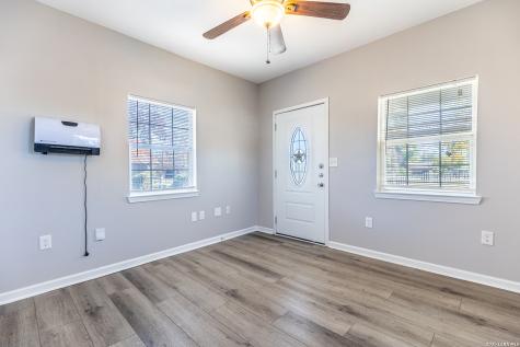 525-527 Mckinley San Antonio TX 78210