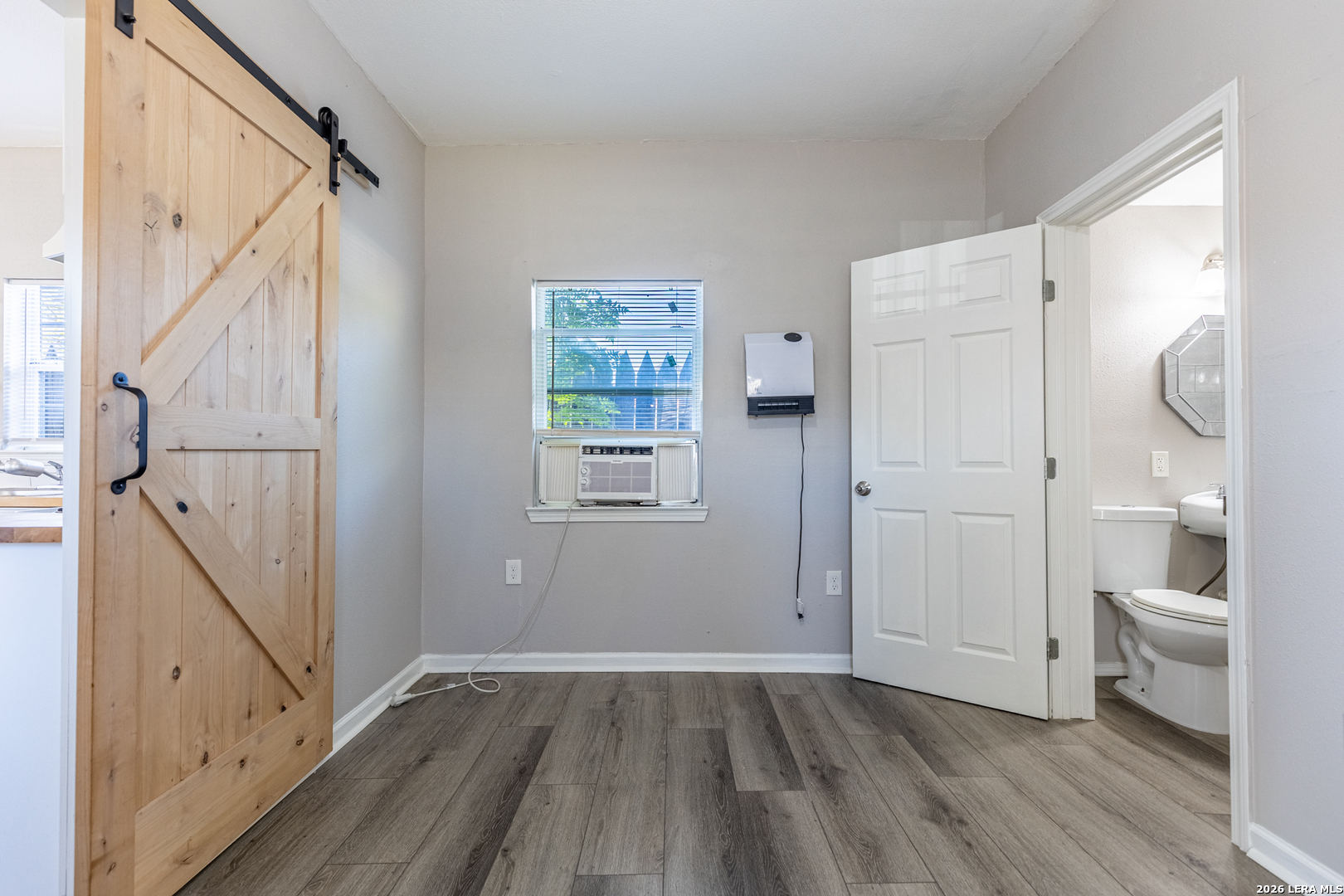 525-527 Mckinley San Antonio TX 78210