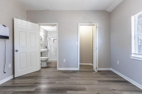 525-527 Mckinley San Antonio TX 78210