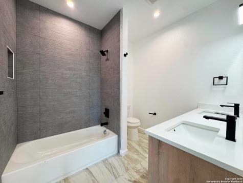1834 Montana San Antonio TX 78203