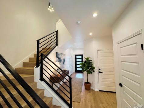 1834 Montana San Antonio TX 78203