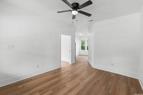 1200 W Magnolia Avenue San Antonio TX 78201