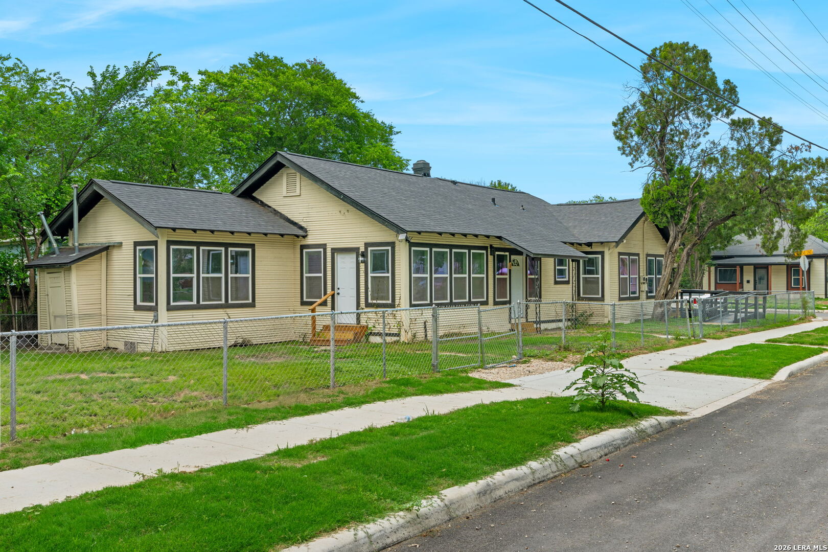 1200 W Magnolia Avenue San Antonio TX 78201