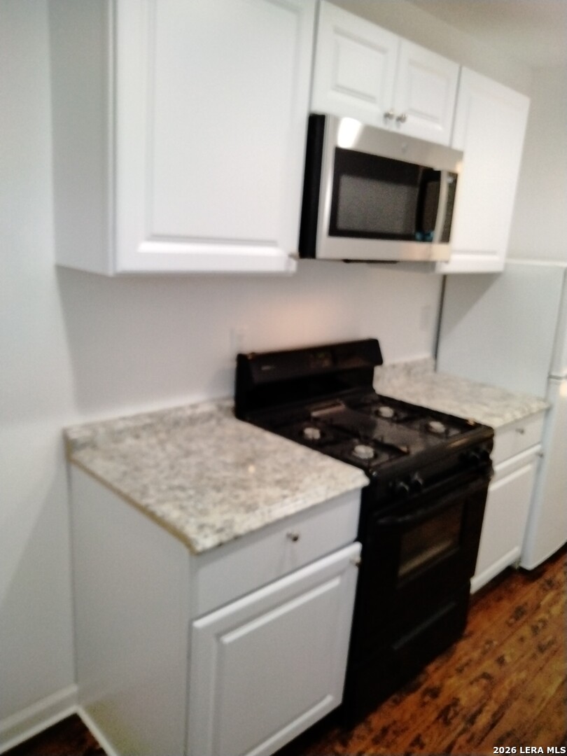 1524 W Woodlawn San Antonio TX 78201