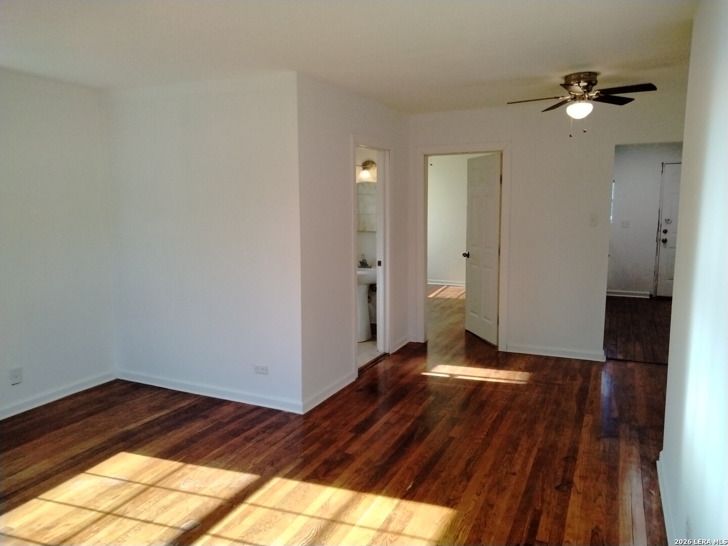 1524 W Woodlawn San Antonio TX 78201