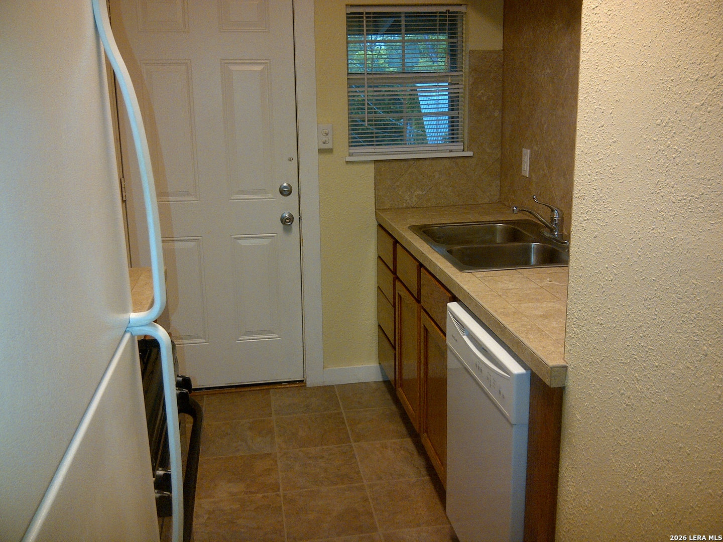 1524 W Woodlawn San Antonio TX 78201