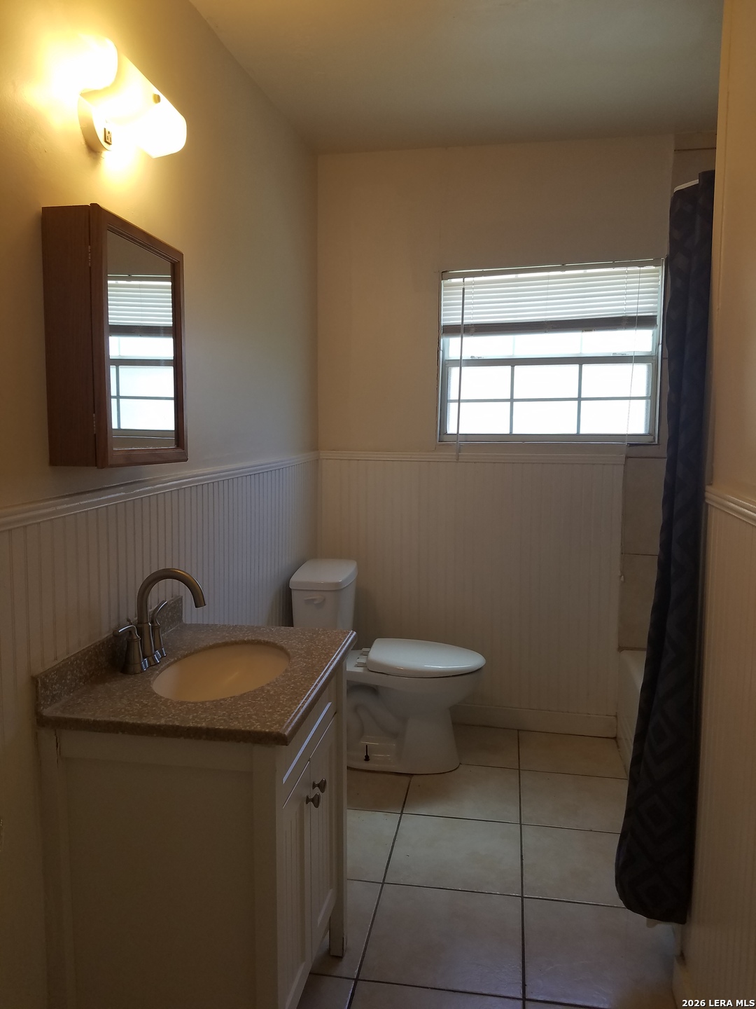 1524 W Woodlawn San Antonio TX 78201