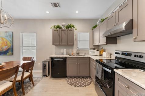 126 Vitra Place San Antonio TX 78210