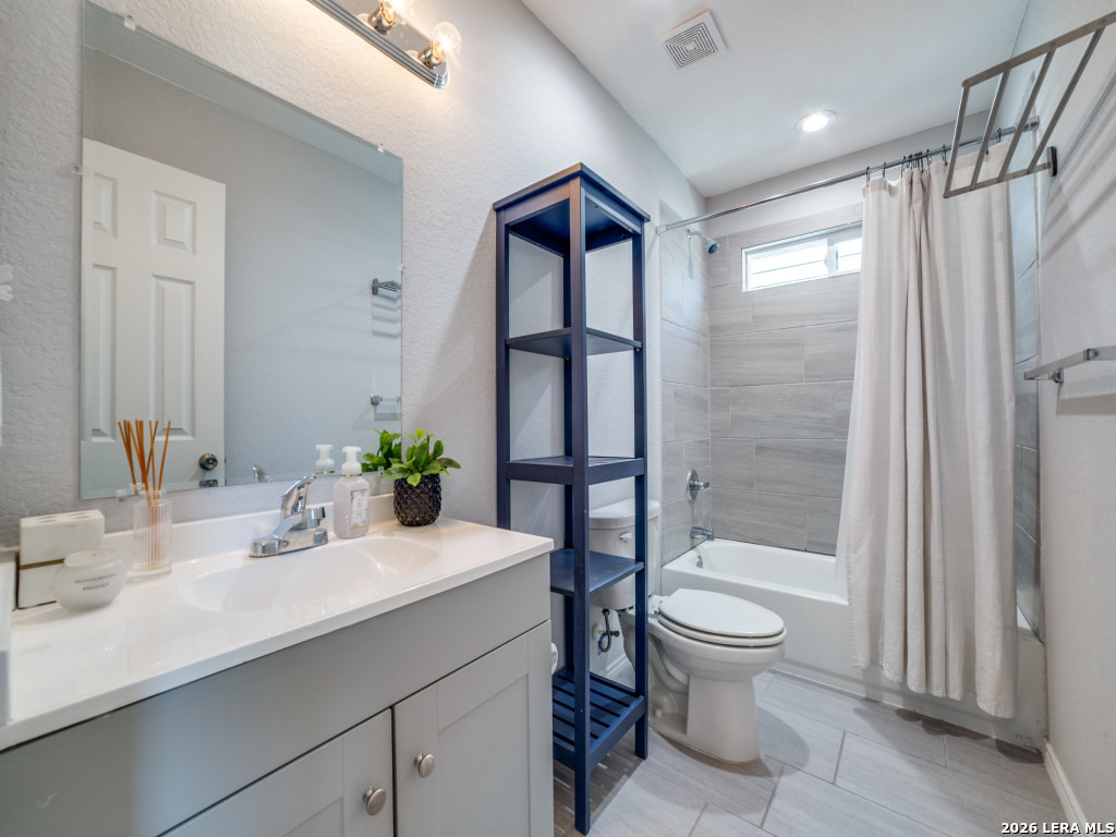 6906 Crestway Road San Antonio TX 78239