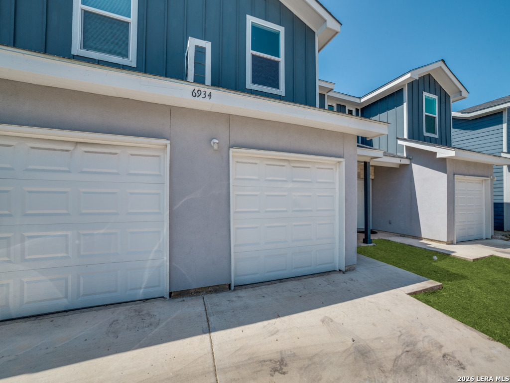 6906 Crestway Road San Antonio TX 78239