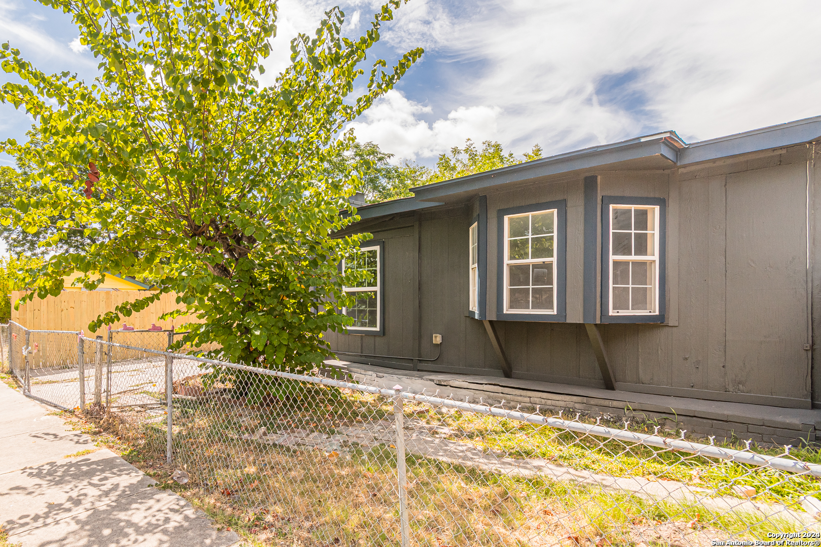 502 S San Manuel Street San Antonio TX 78237