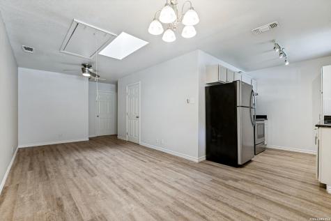 215 Eleanor Avenue San Antonio TX 78209