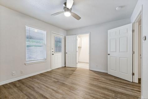 215 Eleanor Avenue San Antonio TX 78209