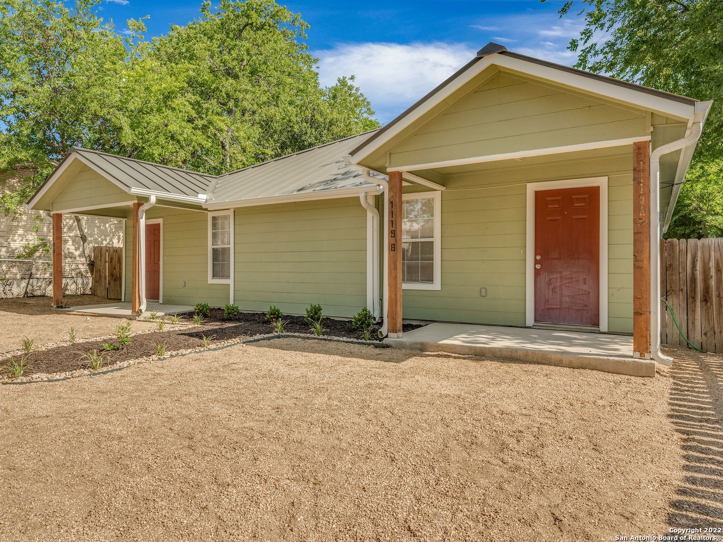 1119 W Myrtle Street San Antonio TX 78201