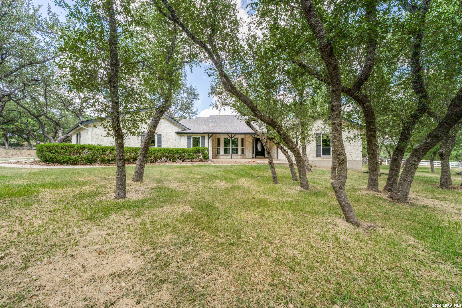 111 E Oak Estates Drive San Antonio TX 78260