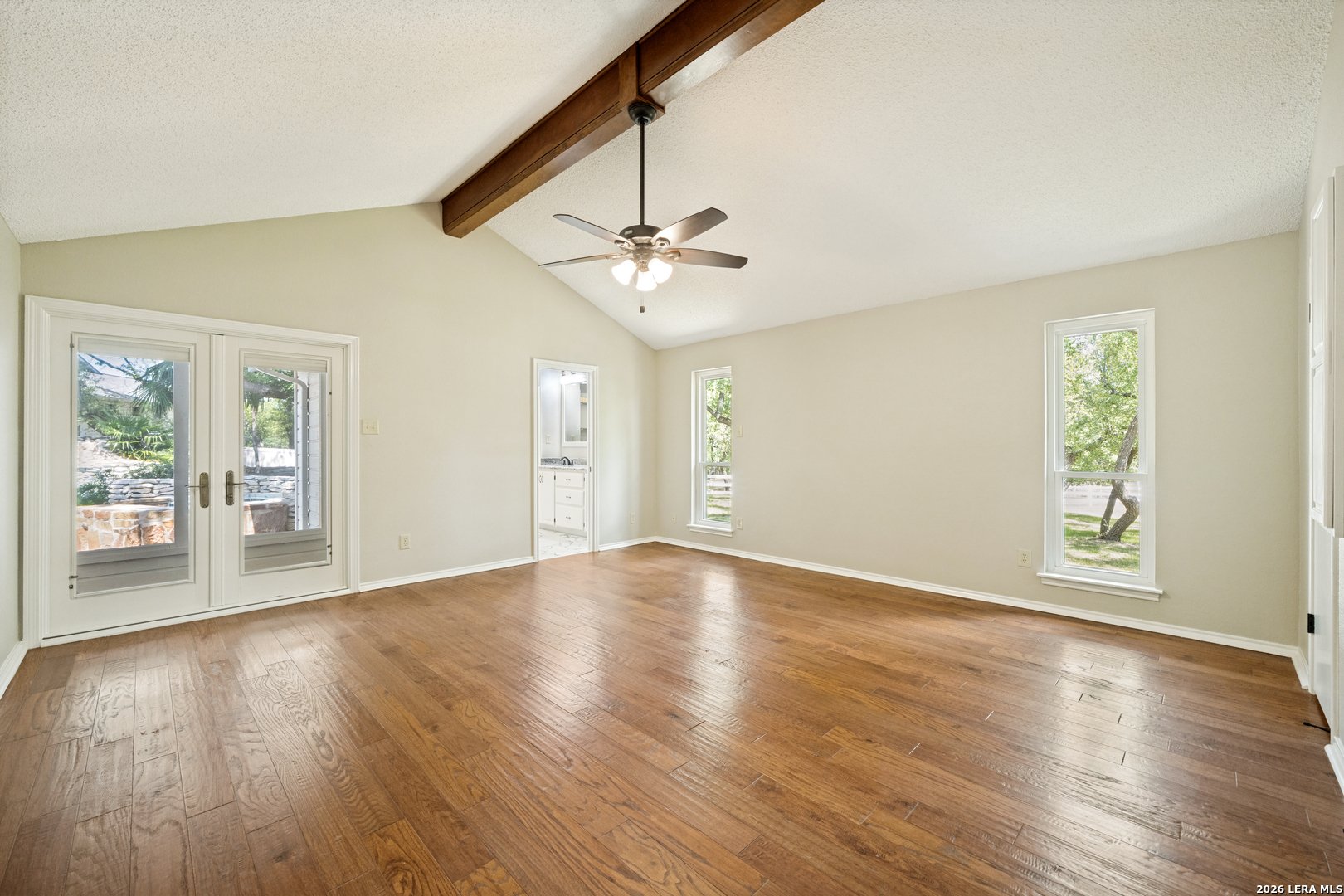 111 E Oak Estates Drive San Antonio TX 78260