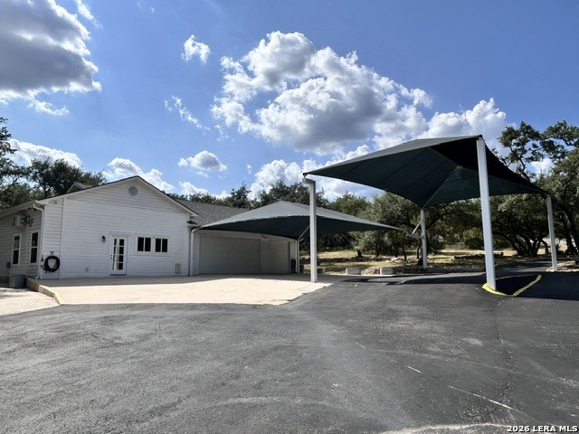 111 E Oak Estates Drive San Antonio TX 78260