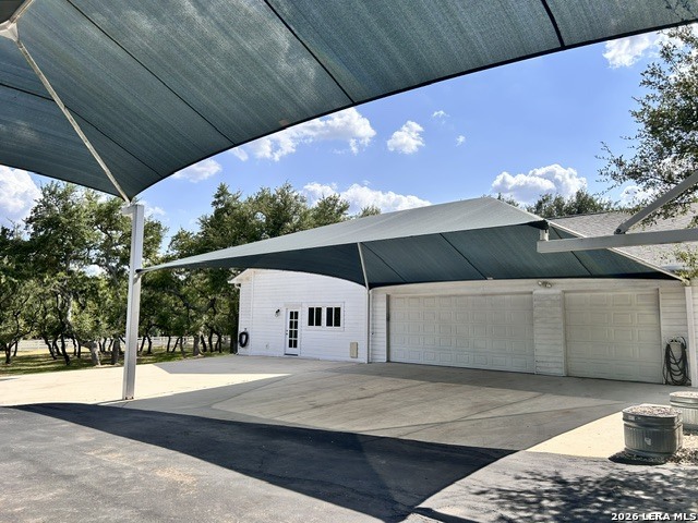111 E Oak Estates Drive San Antonio TX 78260