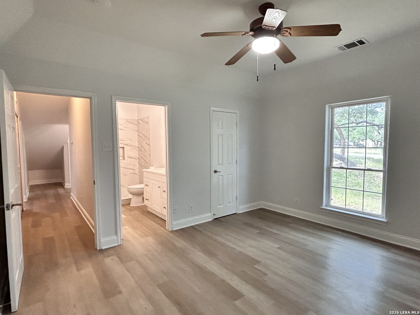 111 E Oak Estates Drive San Antonio TX 78260