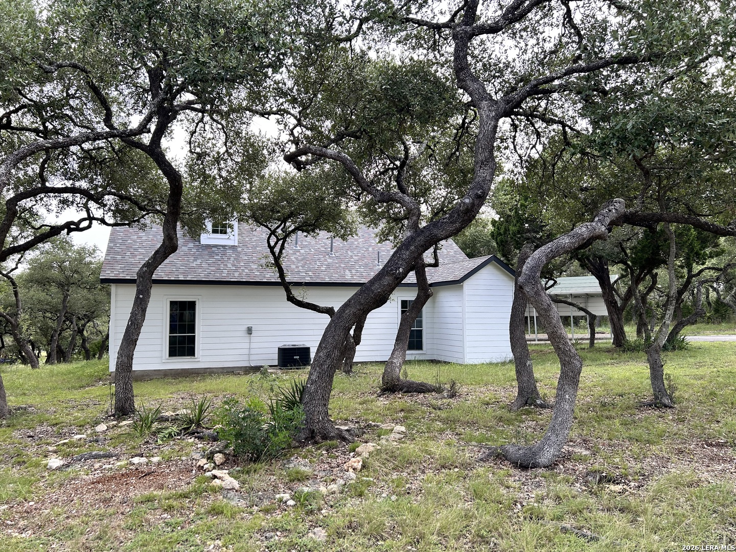 111 E Oak Estates Drive San Antonio TX 78260