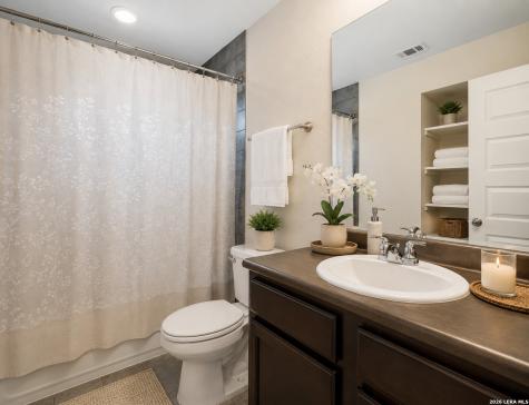 2706 Lake Louise San Antonio TX 78228