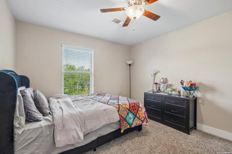 2706 Lake Louise San Antonio TX 78228
