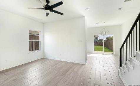 9018 Wellwood San Antonio TX 78250