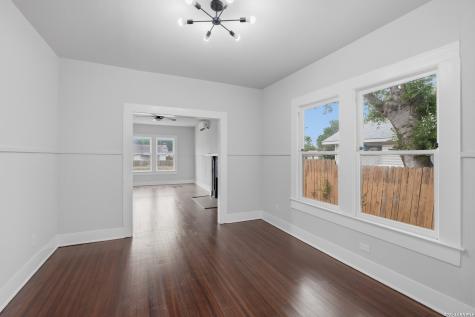 329 Hot Wells Boulevard San Antonio TX 78223