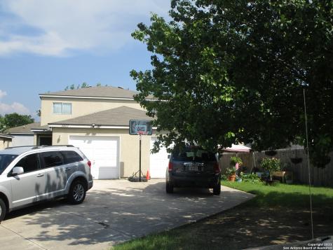 3807 Maverick Creek San Antonio TX 78247