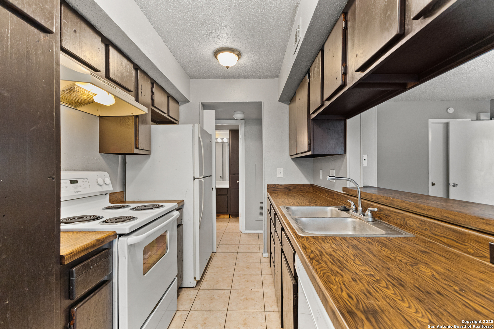 5818 Shadow Glen San Antonio TX 78240